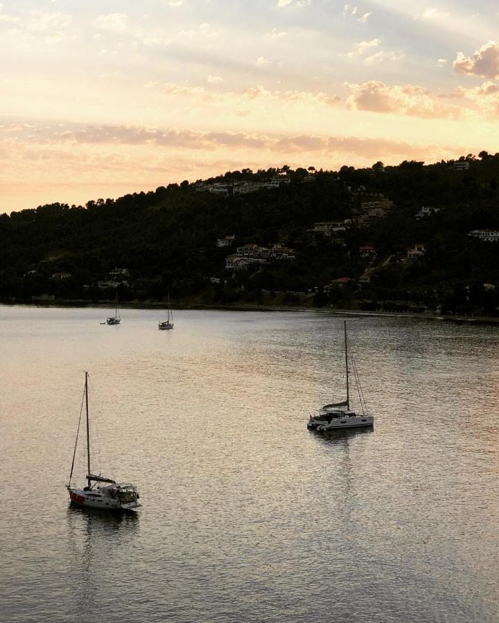 Отель Meltemi Скиатос Экстерьер фото